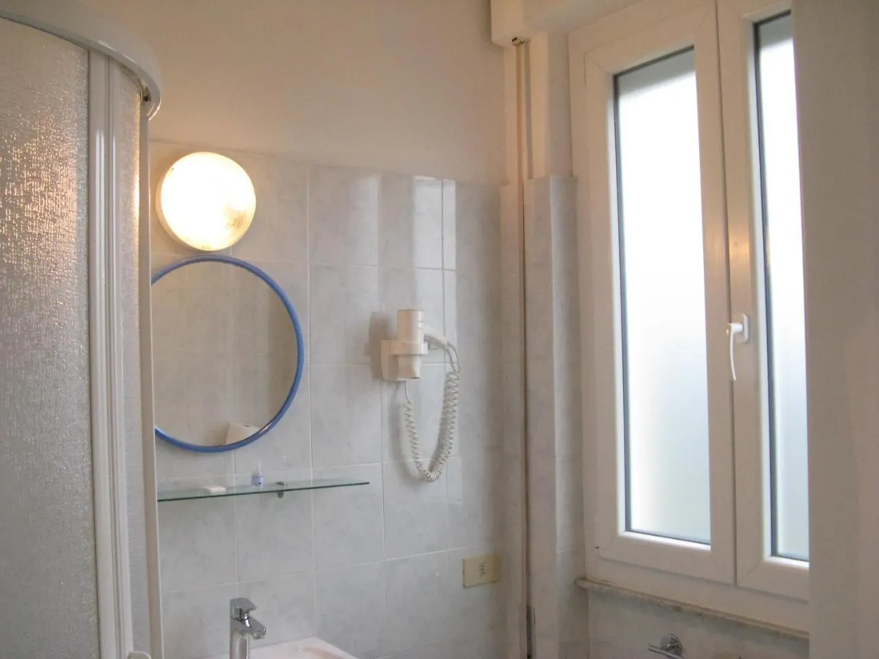 Hotel Luca Lido di Camaiore 3*,  Italien