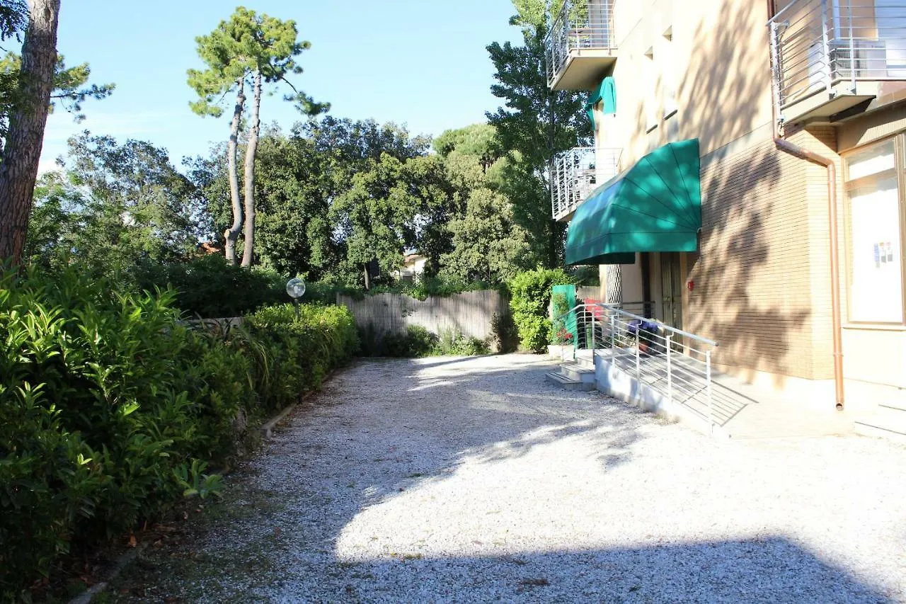 Hotel Luca Lido di Camaiore Italien
