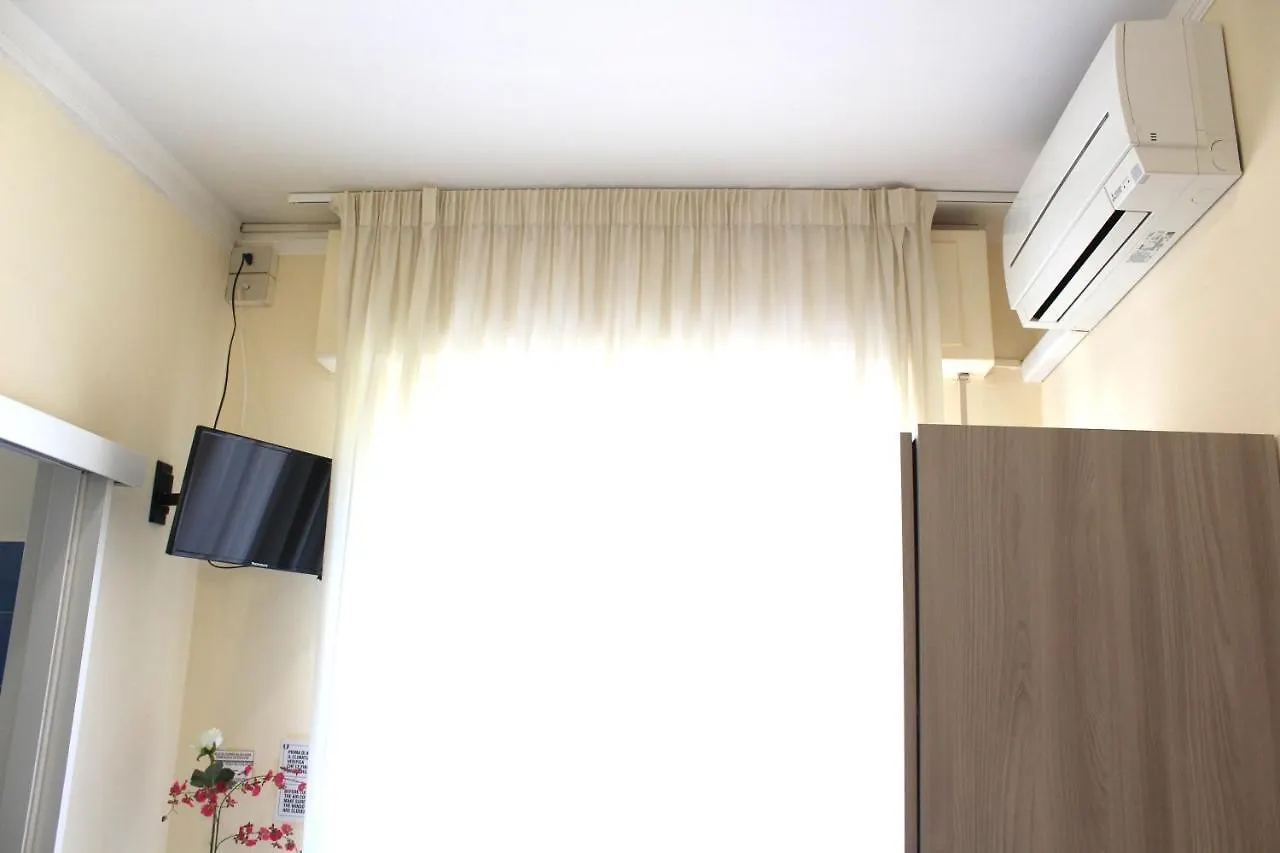 ***  Hotel Luca Lido di Camaiore Italy